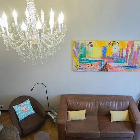 R-seven - Cosy - Bien Situe Apartment *