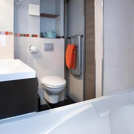 R-seven - Cosy - Bien Situe Apartment Vichy